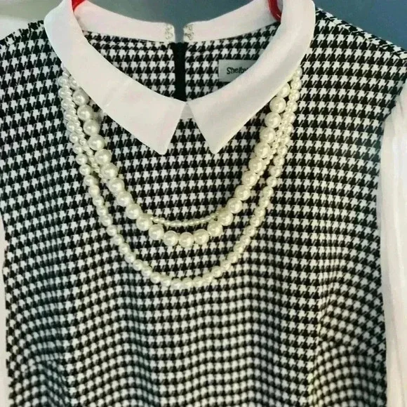 SHELBY & PALMER VINTAGE LOOK DRESS SIZE 16 with removable necklace - Picture 4 of 10